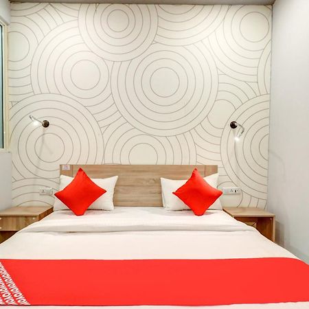 Hotel O Jps Grand Hotel New Delhi Exterior photo